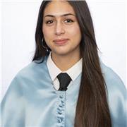 Soy María, estudiante de Grado Universitario en Educación Infantil con Matrícula de Honor en inglés nivel b2. Doy clases de inglés hasta el nivel b2